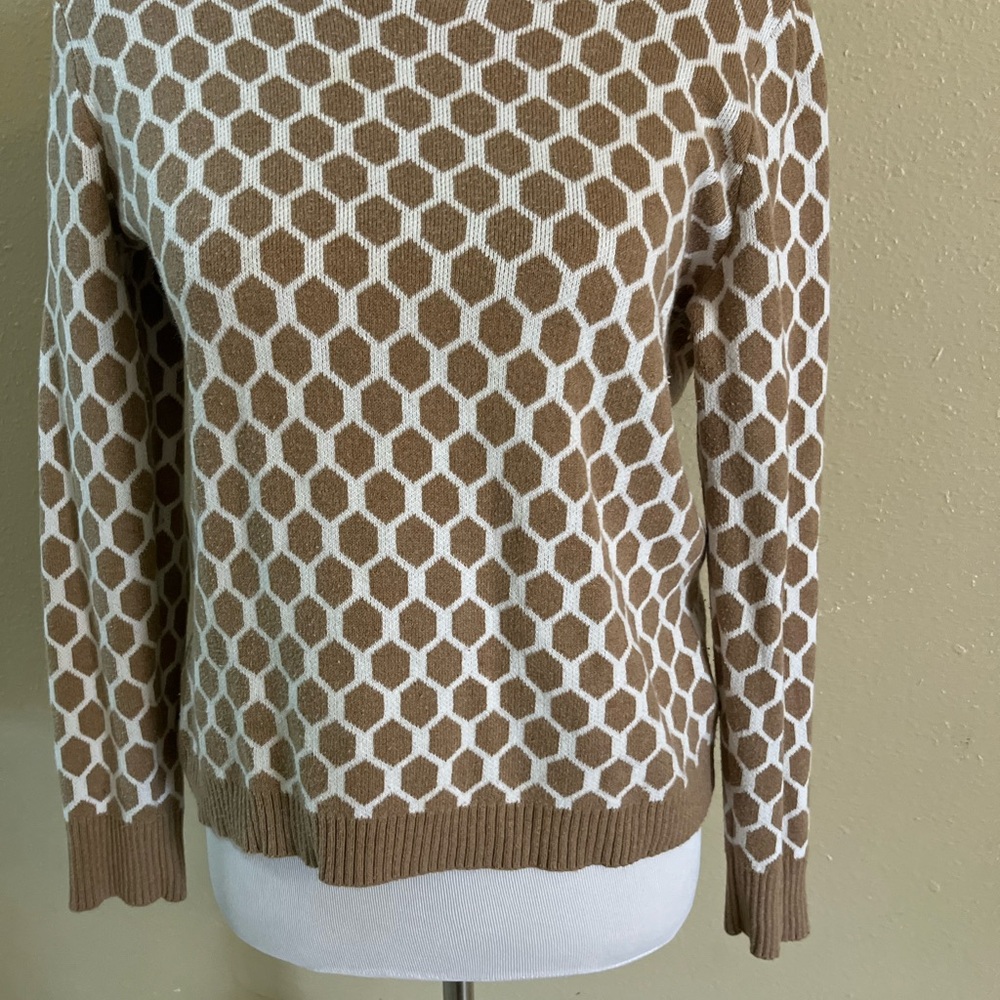 Banana Republic Honeycomb Knit Sweater in Brown and White